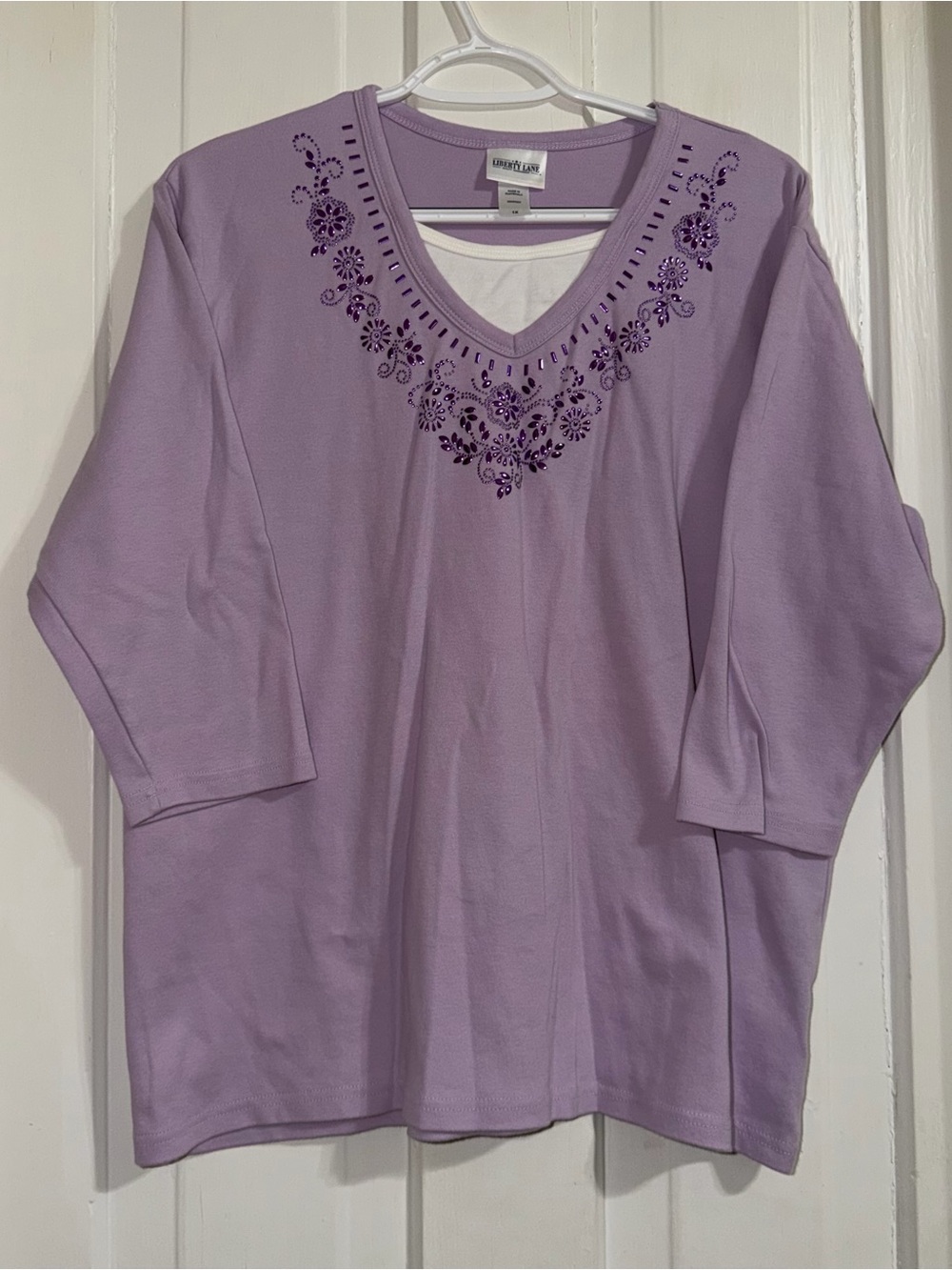 Women's 1X liberty lane shirt lop Lilac‎ V-Neck Embroidered Women's Top